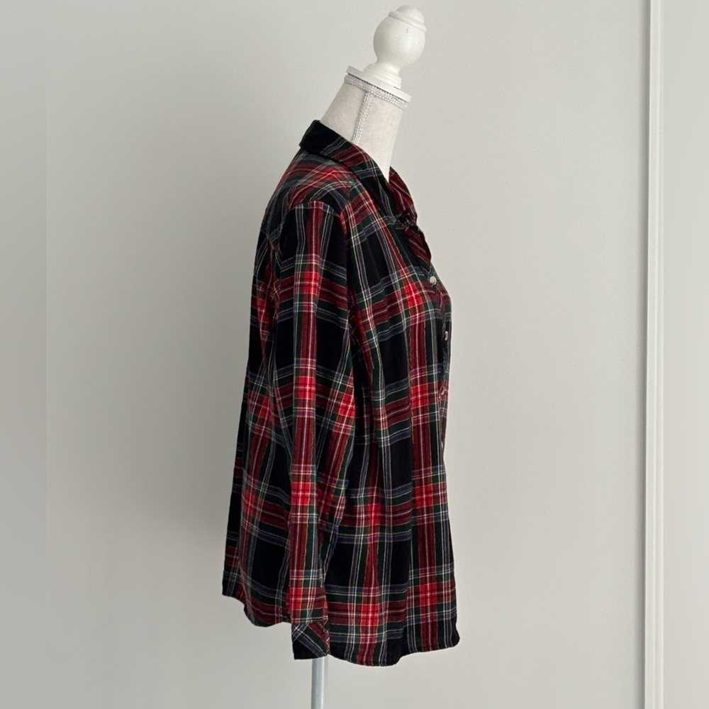 Croft & Barrow Button Down Plaid Shirt - Picture 3 of 9